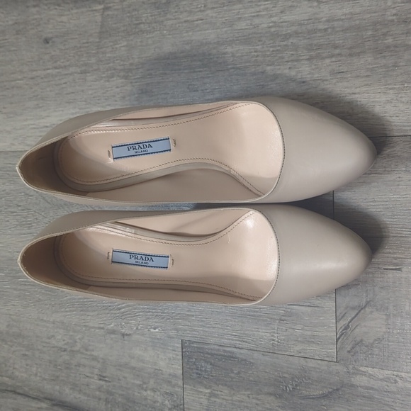 Prada Pumps - Picture 1 of 12